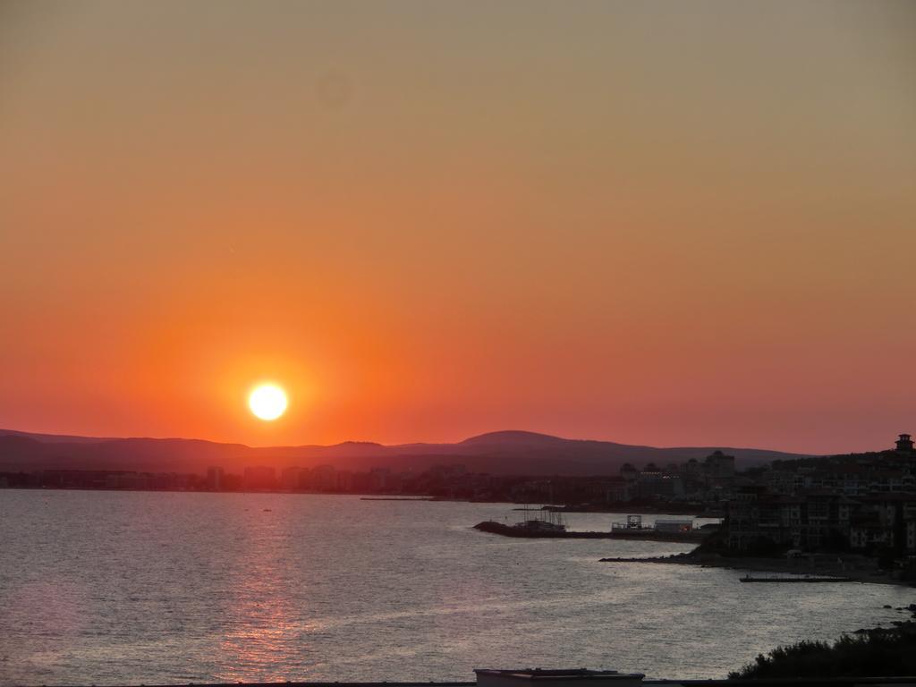 Apartment Panorama On Complex With Pools And Beach, Sveti Vlas Bagian luar foto